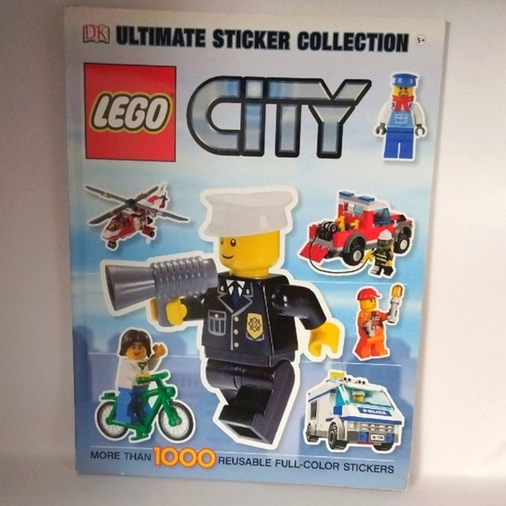 LEGO CITY Ultimate Sticker Collection 1000+ Reusable Stickers Activity Book 2011